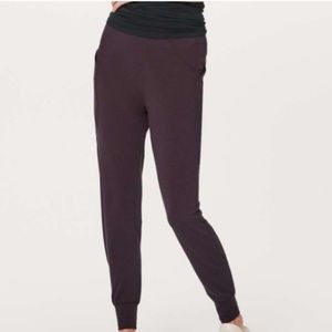 Lululemon Meant to Move Joggers